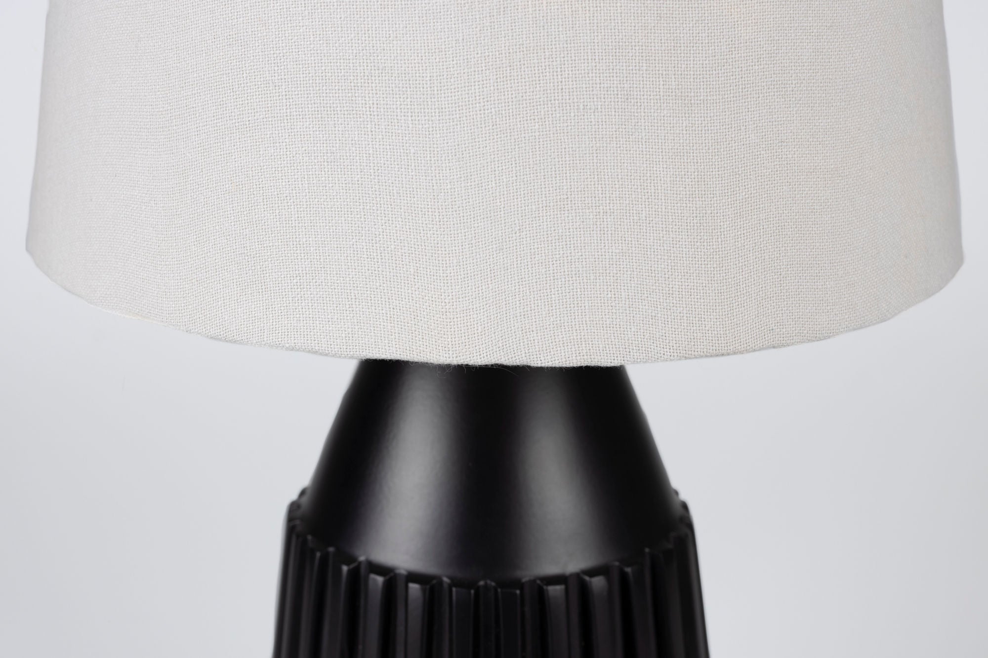 Aysa Black Aluminum Table Lamp